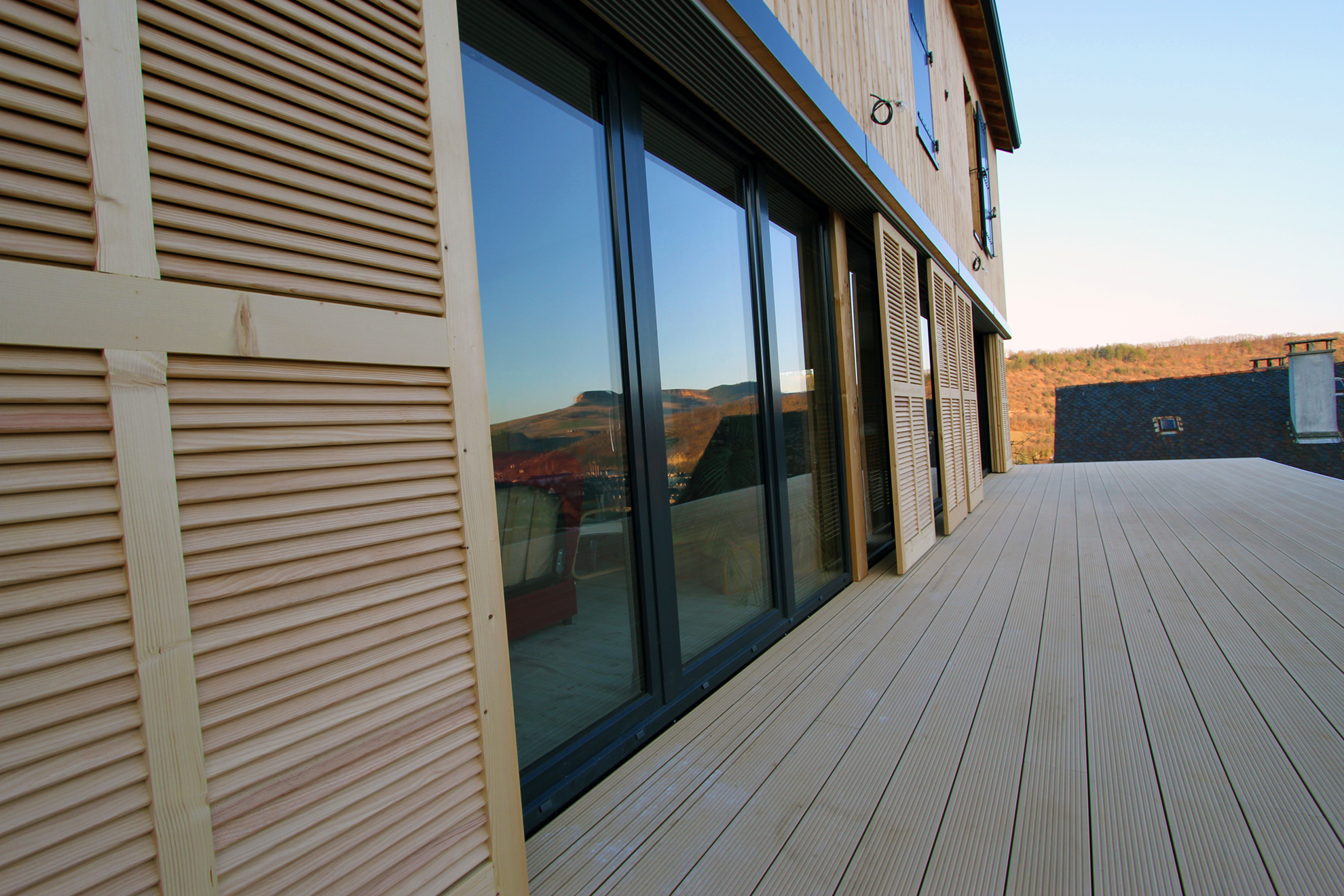 maison à ossature bois avec terrasse panoramique